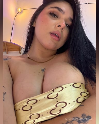 StephanieRamirez foto