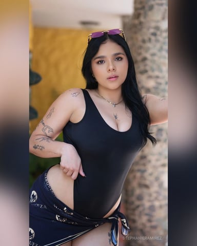 StephanieRamirez foto
