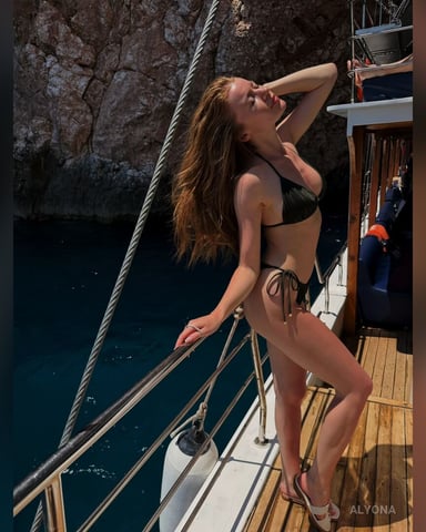 Alyona photo