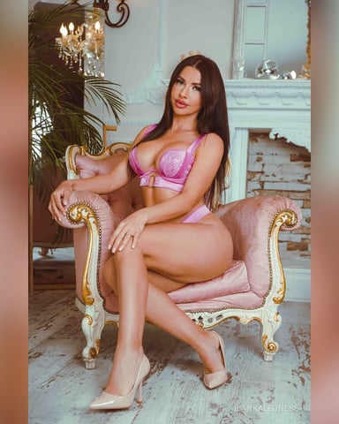 BiankaLeoness photo