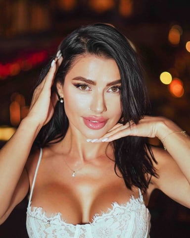 BiankaLeoness photo