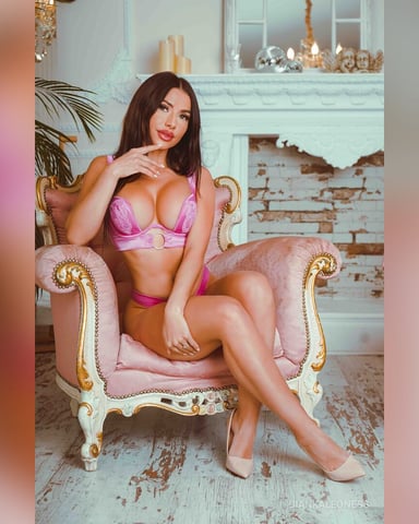 BiankaLeoness photo