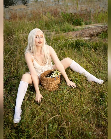 EllieFrosty Foto