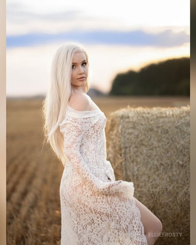 EllieFrosty Foto