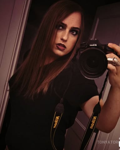 TonyaTorch foto
