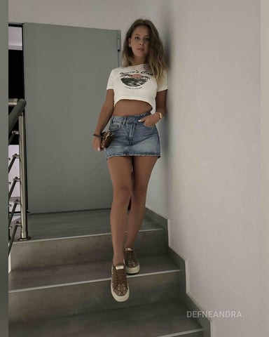 DefneAndra foto