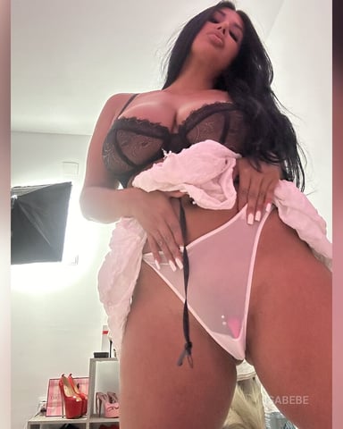 IsaBebe foto