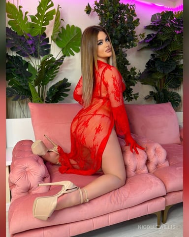NicolleWillis foto