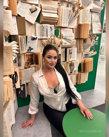 NicolleWillis foto