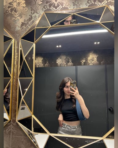 EffuliaLoren photo