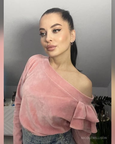 NicoleWillison foto