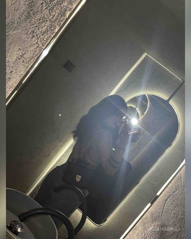 SaraHanks photo