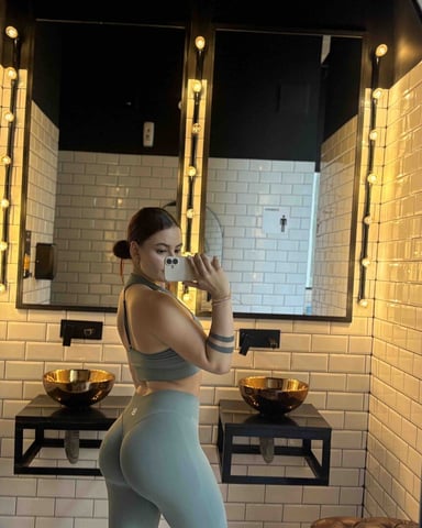 SaraHanks photo
