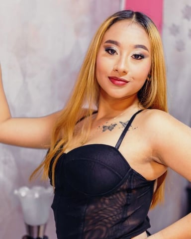 AriannaHoney photo