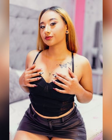 AriannaHoney photo
