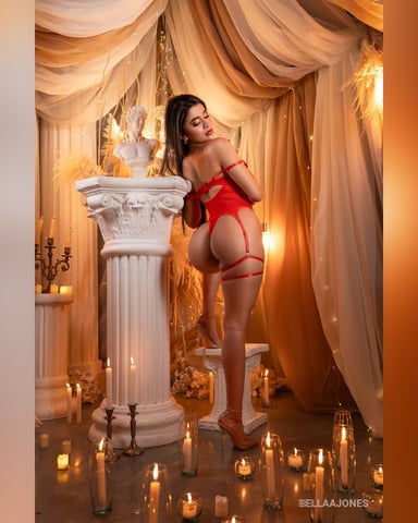 BellaaJones foto
