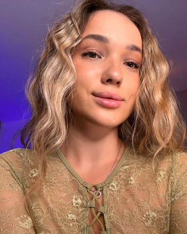 EvieLina photo