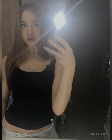 LunaYelo photo 18