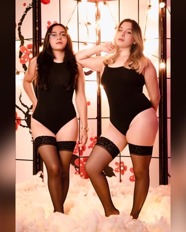 MarianaandNahi foto