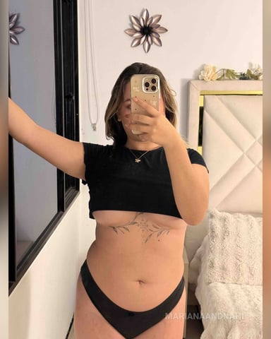 MarianaandNahi foto
