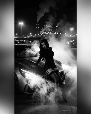 NicoleBella photo