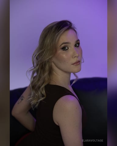 ElaraVoltage foto