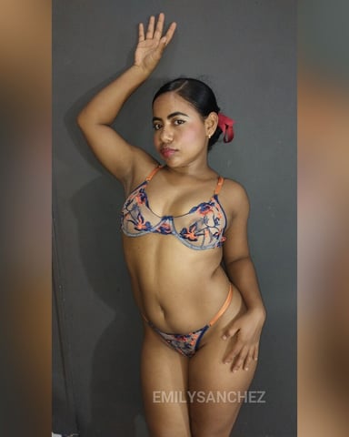 EmilySanchez foto