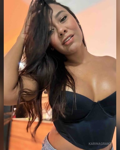 KarinaGrant foto