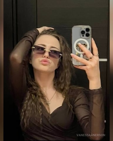 VanessaAnerson photo