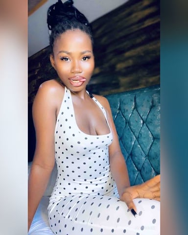 JoyWinnie foto