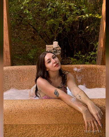 TessaMyes photo