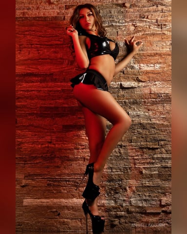 AngellaQuinn foto