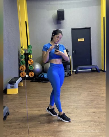 MadelineDemie foto