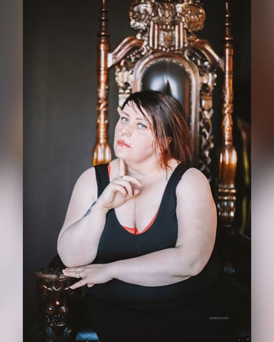MonikaLawn foto