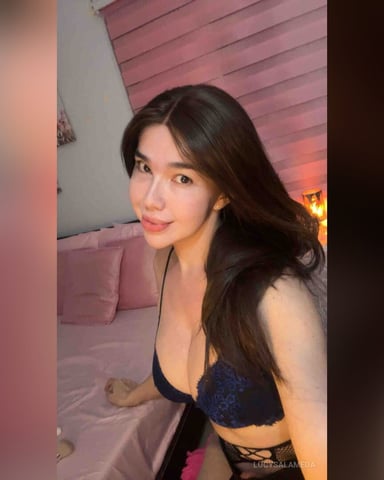 LucySalameda foto