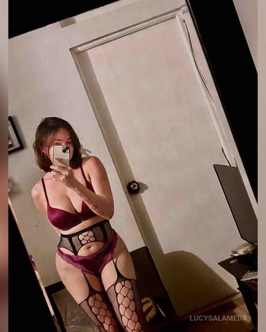 LucySalameda foto