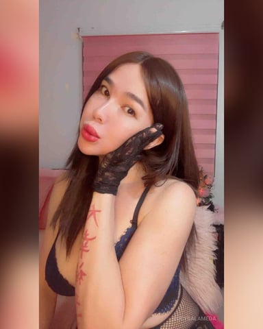 LucySalameda foto