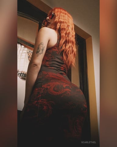 ScarletHel foto