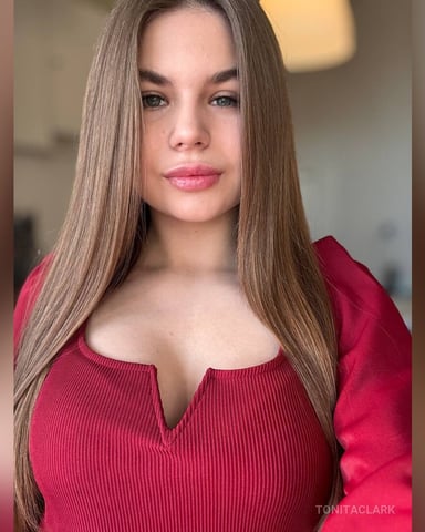 TonitaClark, fotografie
