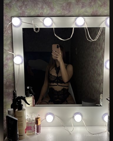 TonitaClark, fotografie