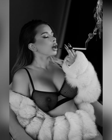 AvaBronX photo