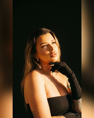 AvaBronX photo