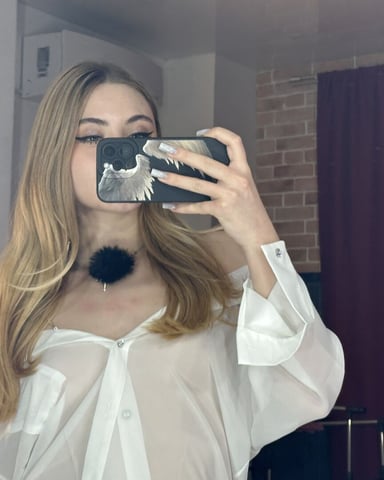 LunaMillie photo