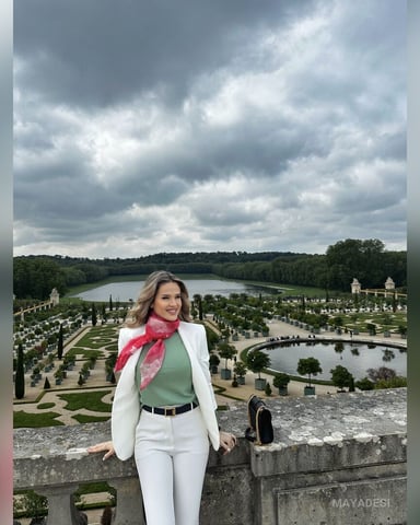 MayaDesi foto