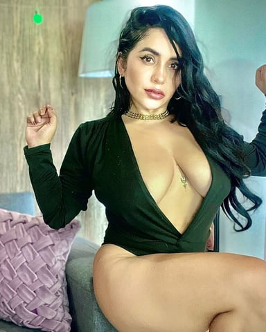 AriadnaLuxury photo 3