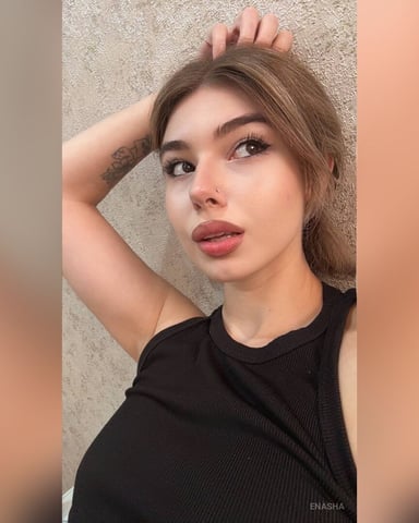 EnaSha foto