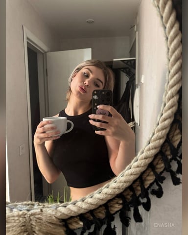 EnaSha foto
