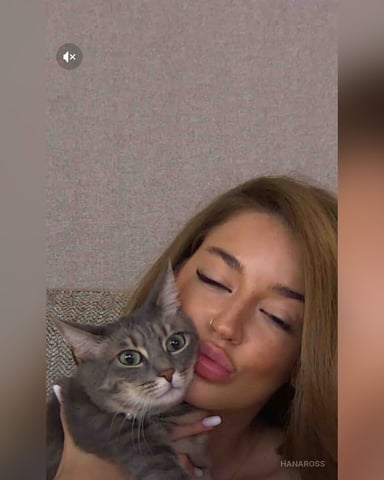 HanaRoss photo