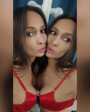 ElenDino foto