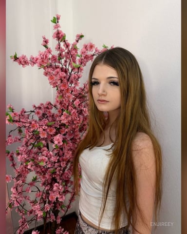 EnjiReey foto